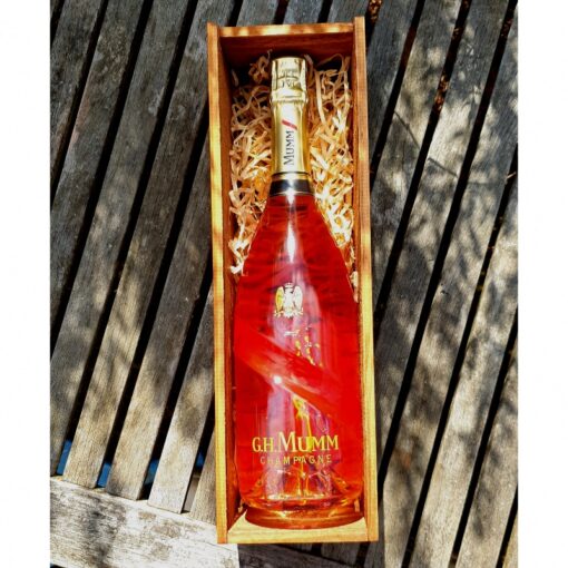 Mumm Cordon Rosé +/- Glasses - Image 3
