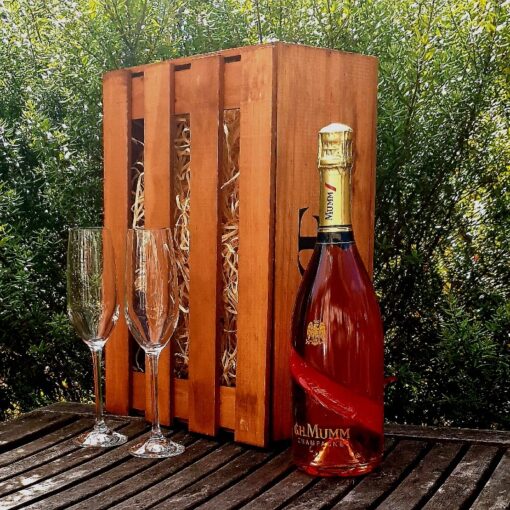 Mumm Cordon Rosé +/- Glasses